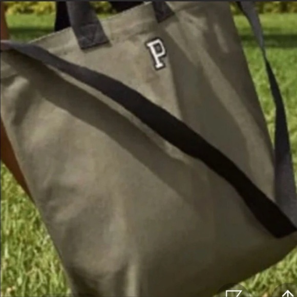 Victoria's Secret Insulated Cooler Bag - Picture 2 of 10